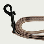 Classic Cable-Knit Leine