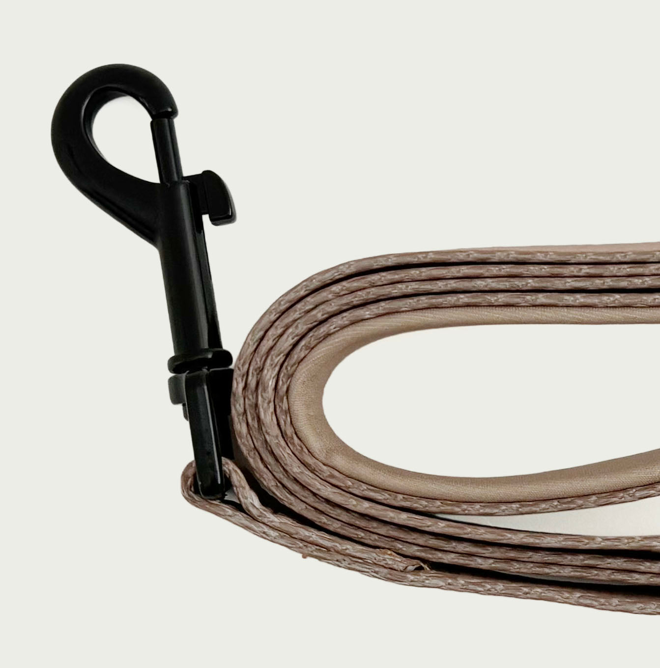 Classic Cable-Knit Leine